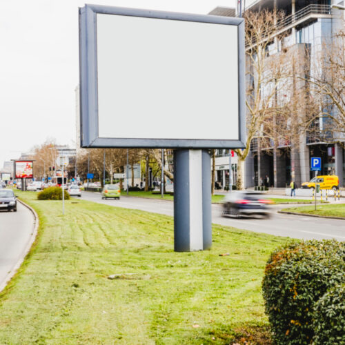 Jak bramy startowe mogą pomóc w reklamie firmy
