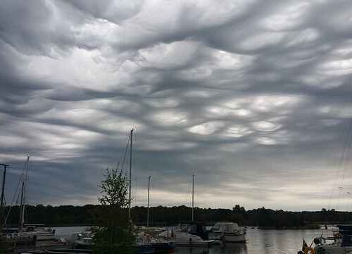 Jak sprawdzić źródło głosu w nagraniach EVP – analiza i narzędzia